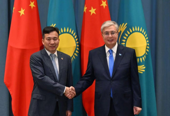 国家电投刘明胜与哈萨克斯坦总统托卡耶夫会谈！合作开发清洁能源项目